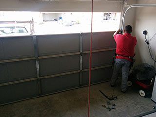 We Repair Garage Doors Near Highland – Same Day Repair Service